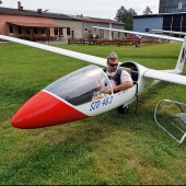 Oswajanie Jantara, Aeroklub Opolski, wakacje na lotnisku.